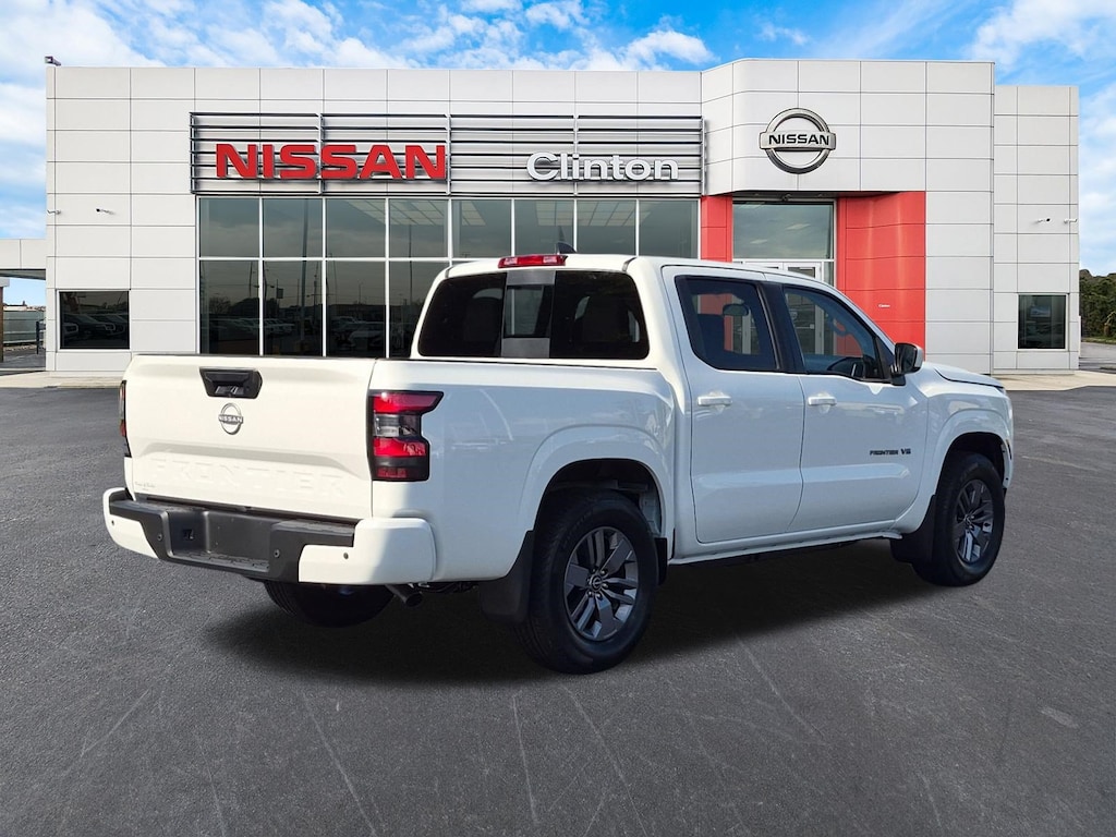 New 2027 Nissan Frontier SV Truck Crew Cab