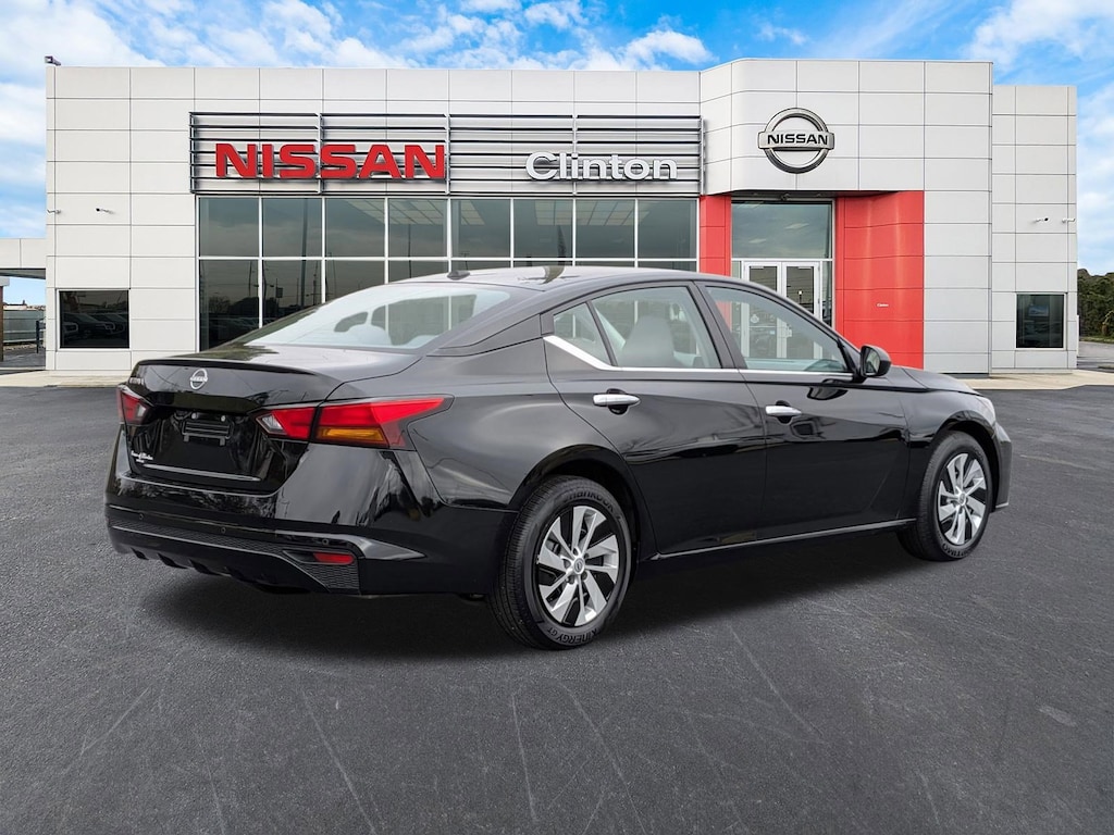 Certified 2025 Nissan Altima S Sedan