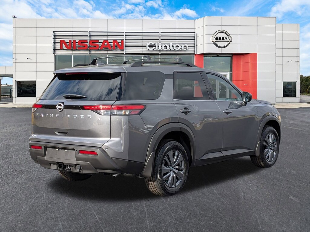 New 2025 Nissan Pathfinder SV SUV