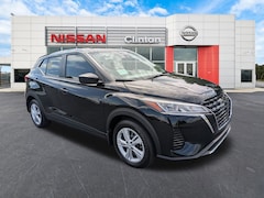 2025 Nissan Kicks Play S SUV