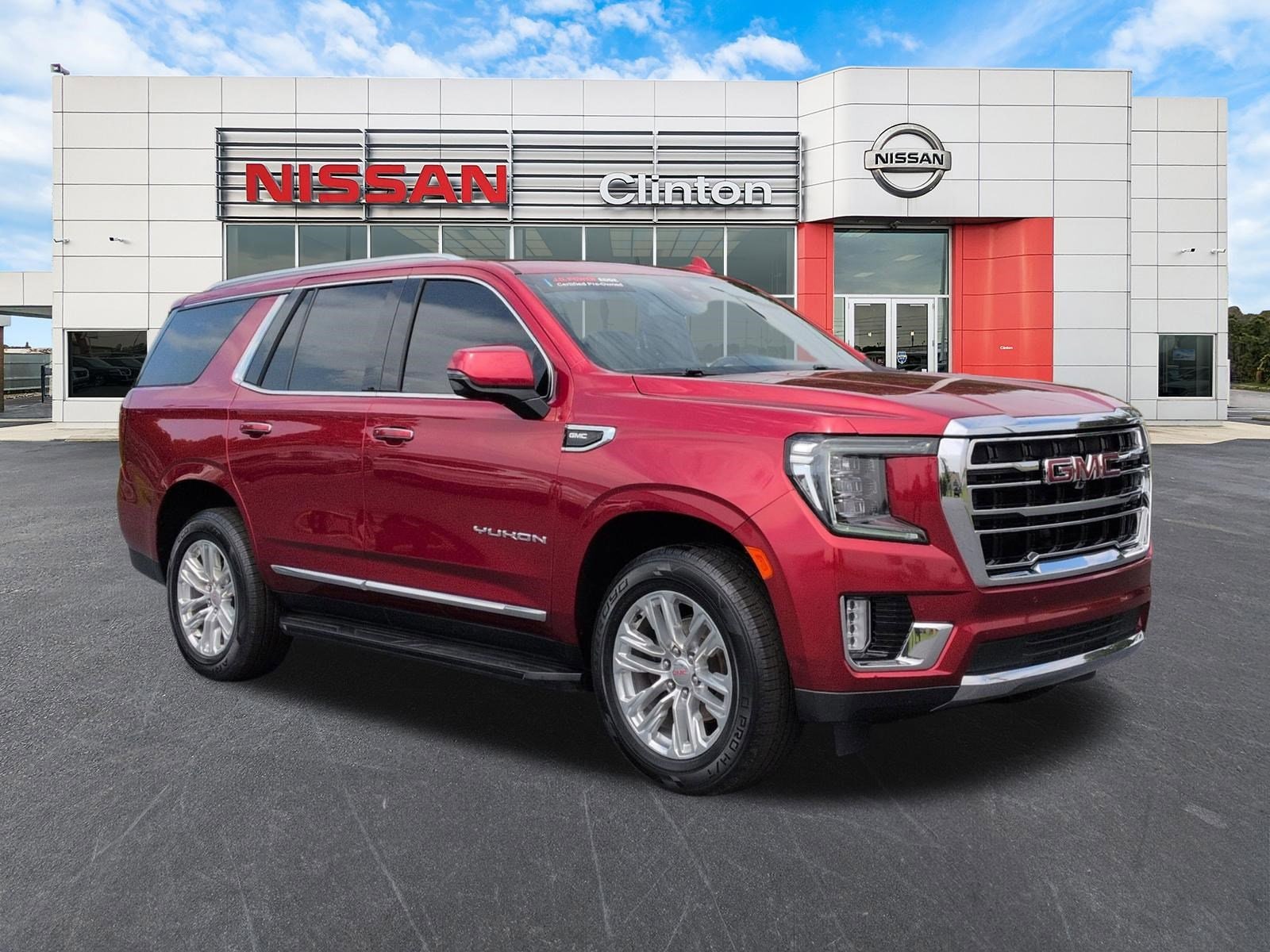 2023 GMC Yukon 2WD SLT's photo