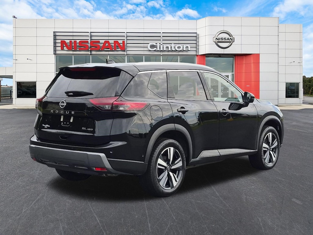 Used 2026 Nissan Rogue SL SUV