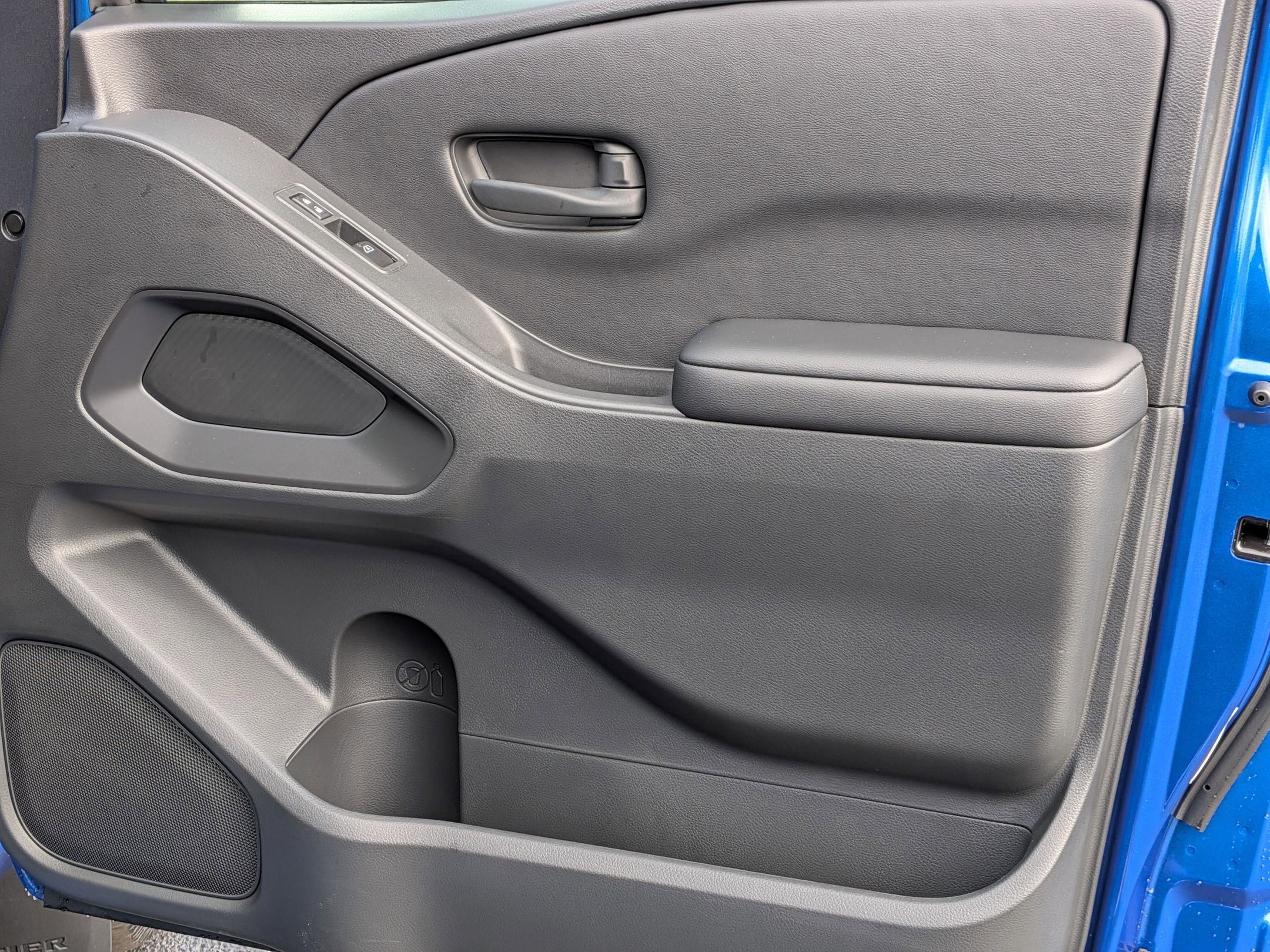 2026 Nissan Frontier SV - Photo 30