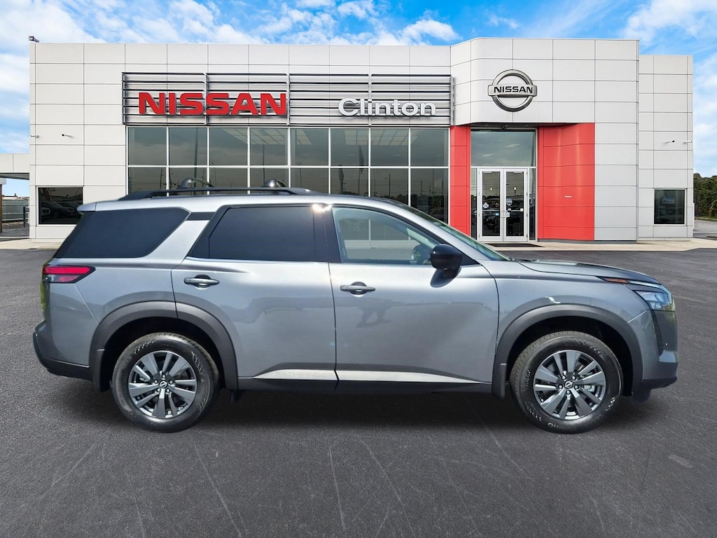 New 2026 Nissan Pathfinder SV SUV