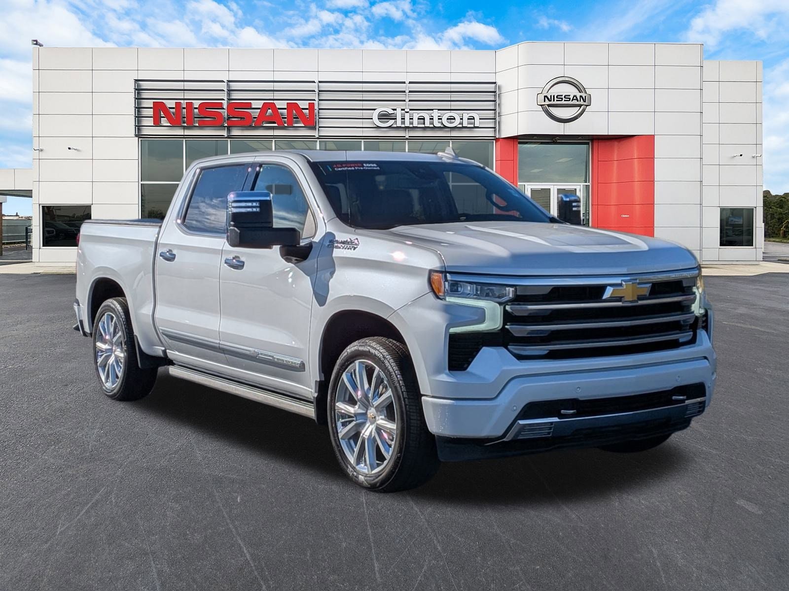 2025 Chevrolet Silverado 1500 High Country's photo