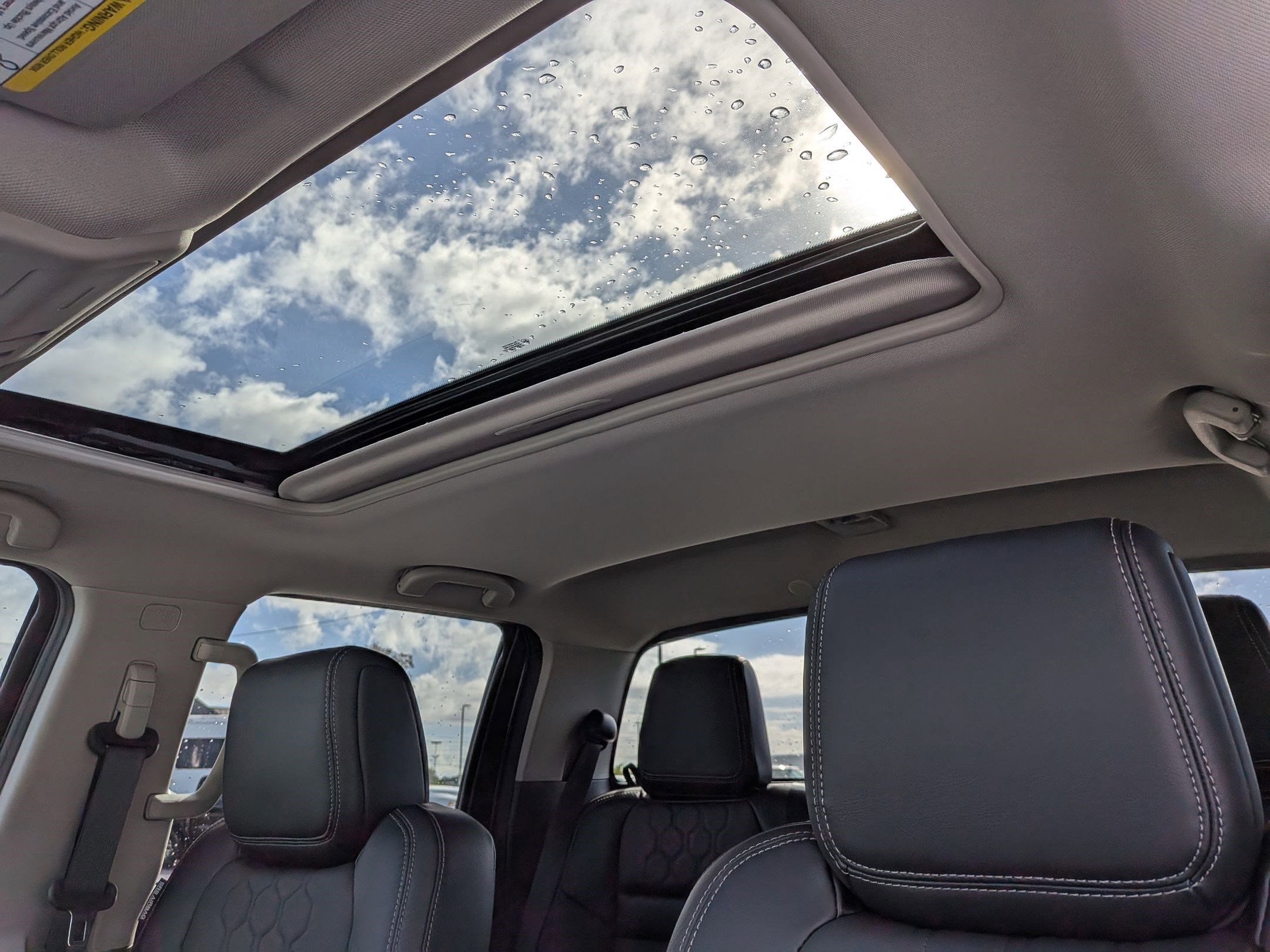 2025 Nissan Frontier SL - Photo 26