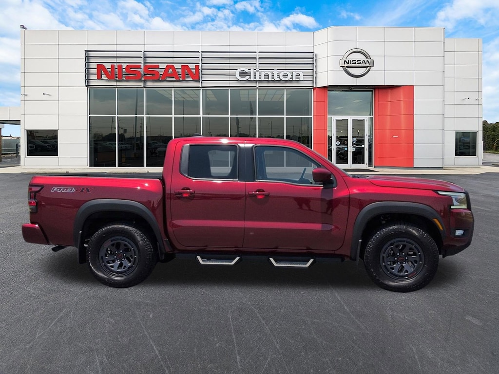 Used 2025 Nissan Frontier PRO-4X Truck Crew Cab