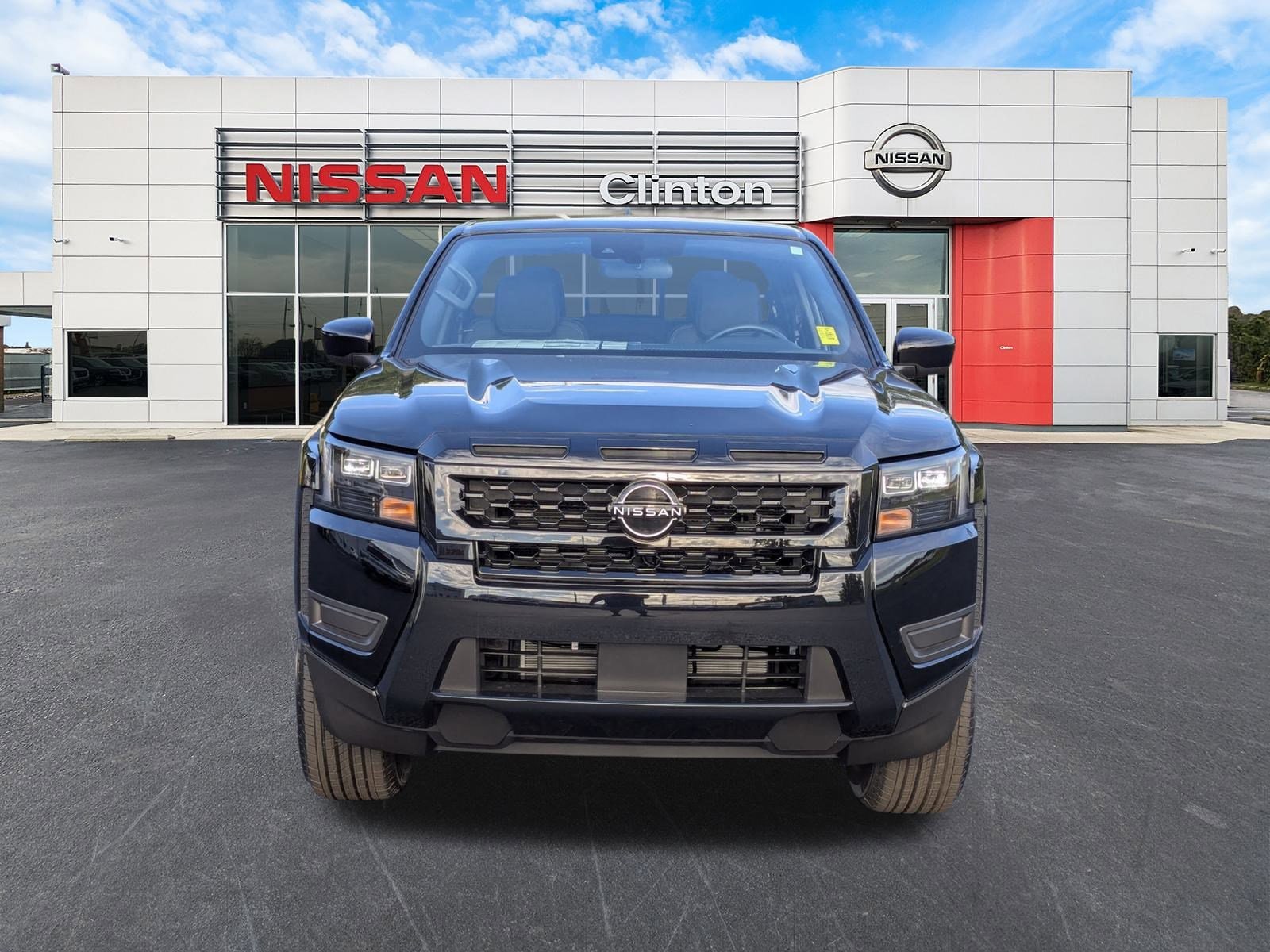 2026 Nissan Frontier SV - Photo 8