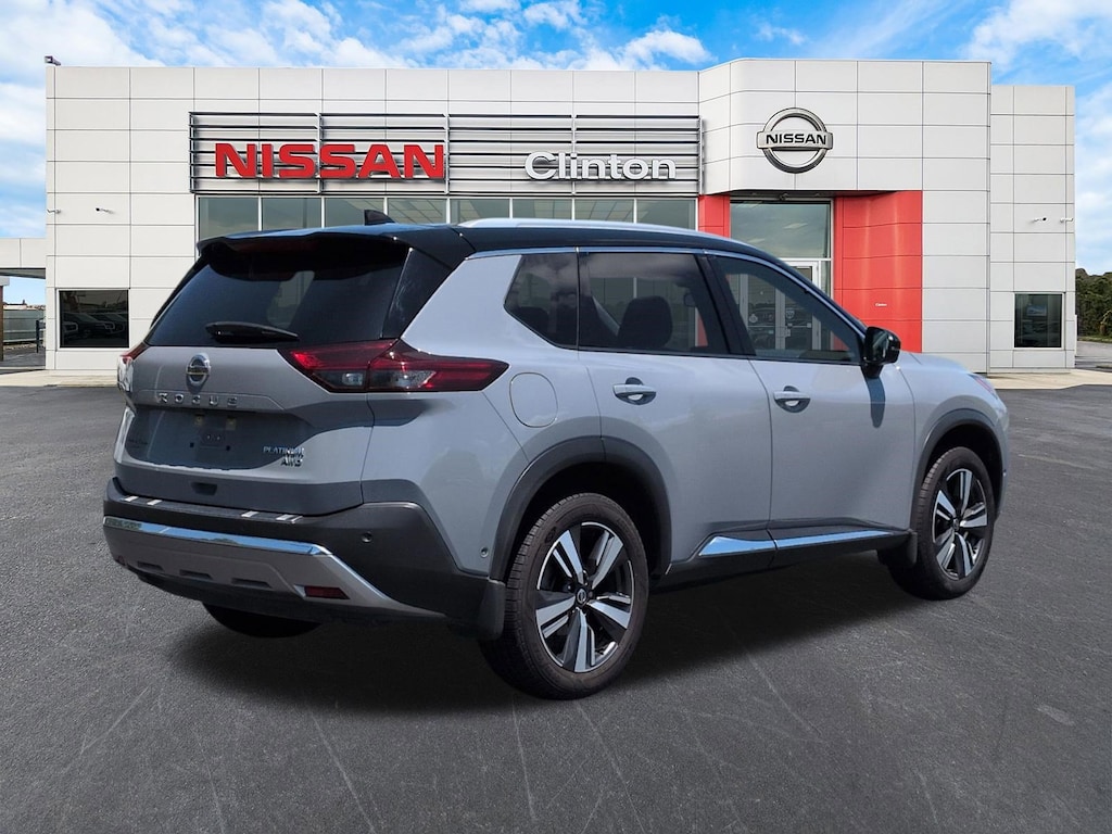 Used 2021 Nissan Rogue Platinum SUV