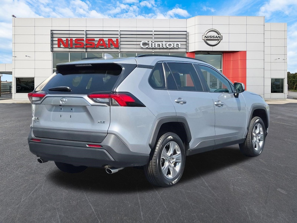 Used 2024 Toyota RAV4 XLE SUV