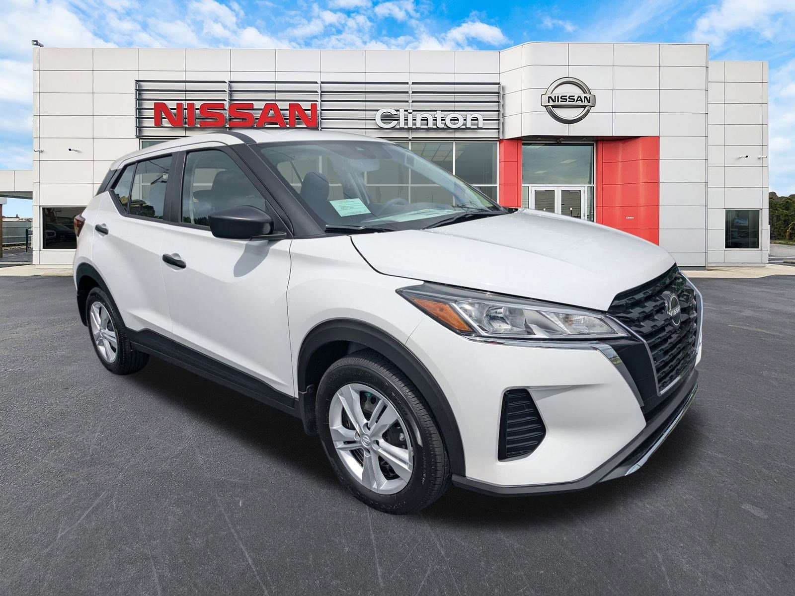 2025 Nissan KICKS PLAY
