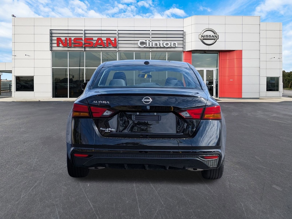 Certified 2025 Nissan Altima S Sedan