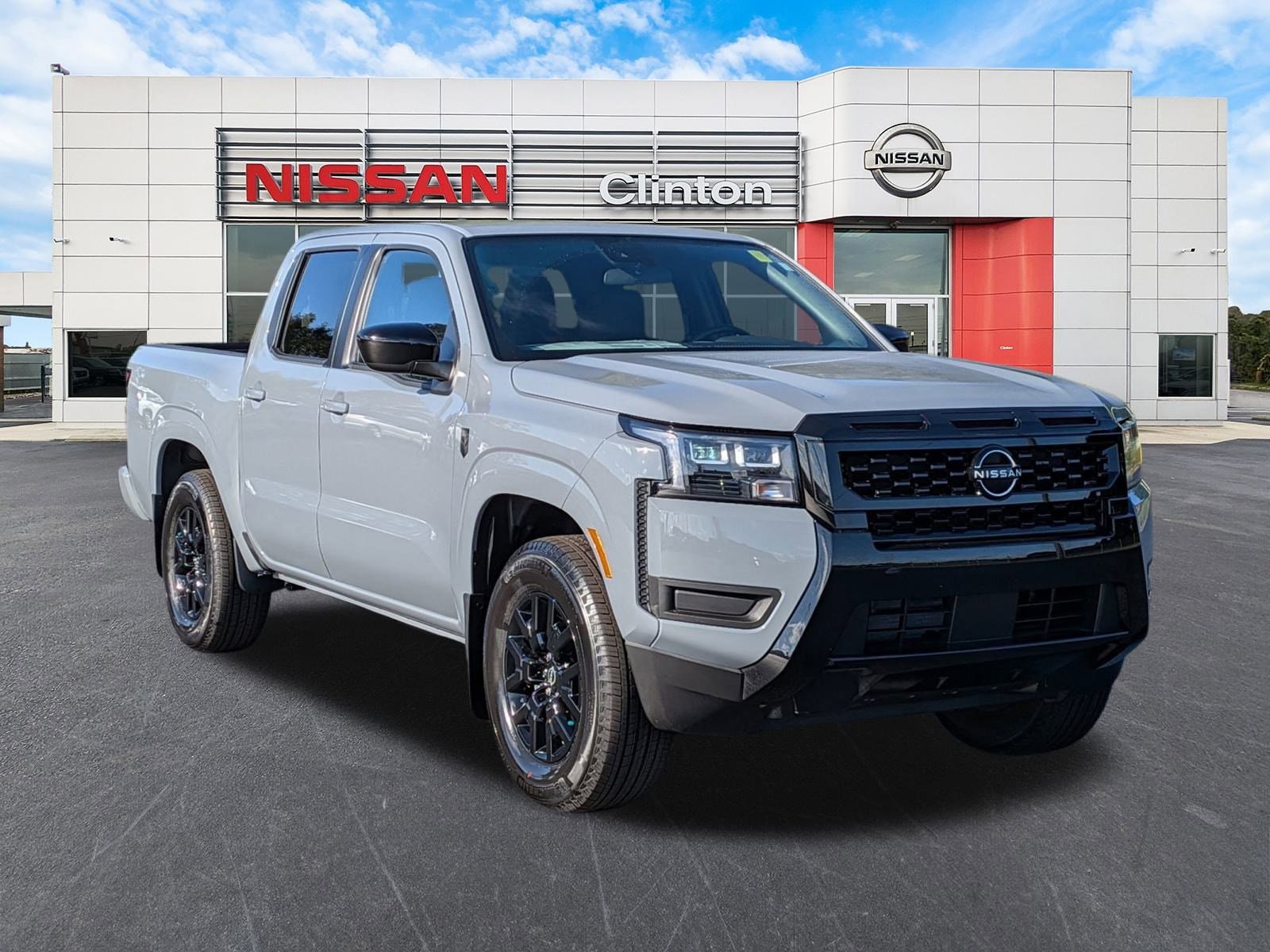 2026 Nissan Frontier SV's photo