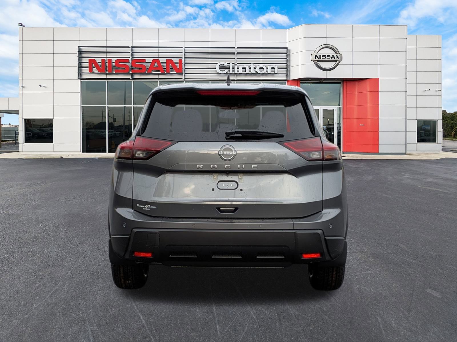 2026 Nissan Rogue S photo 3