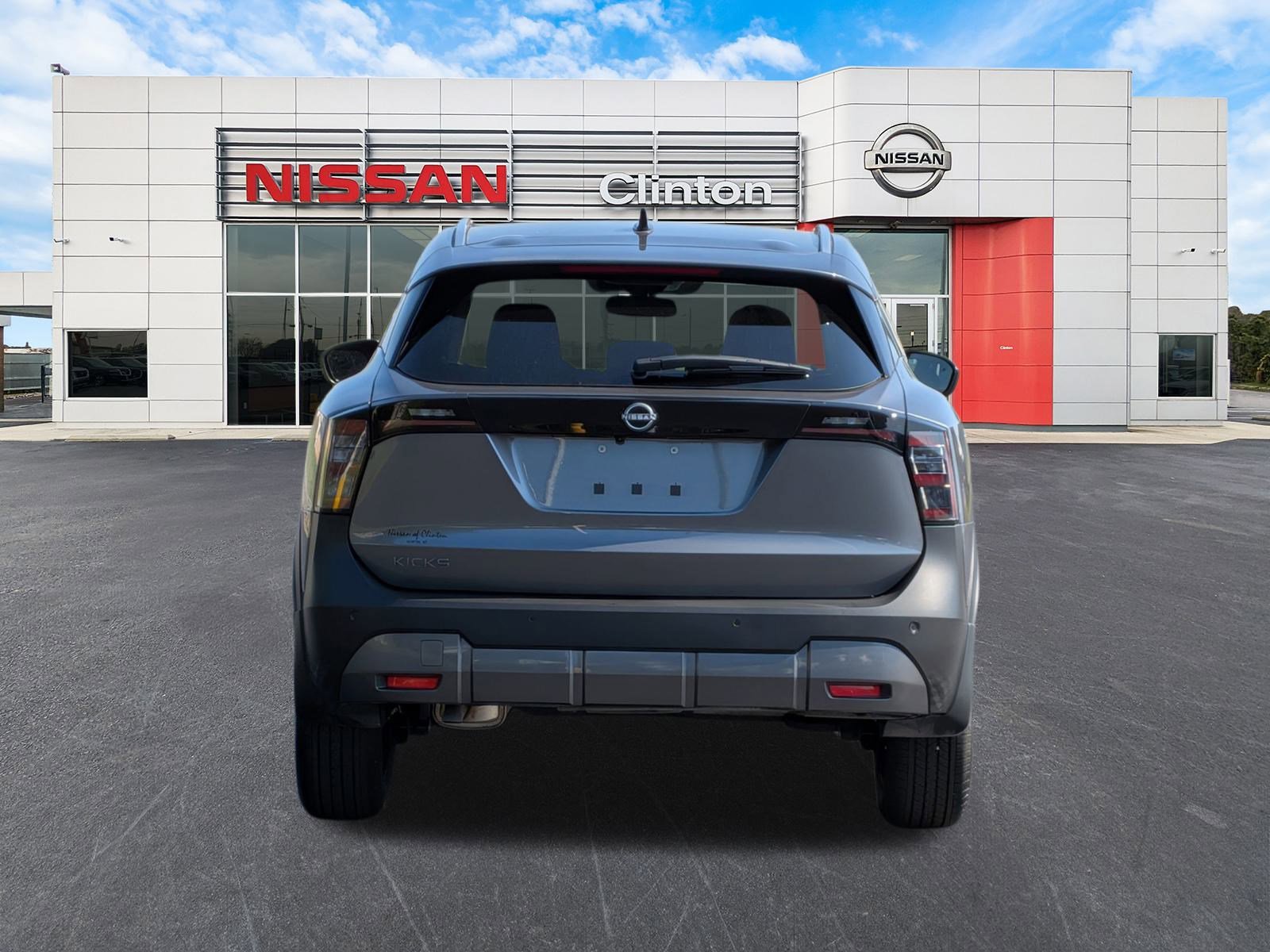 2026 Nissan Kicks SV photo 3