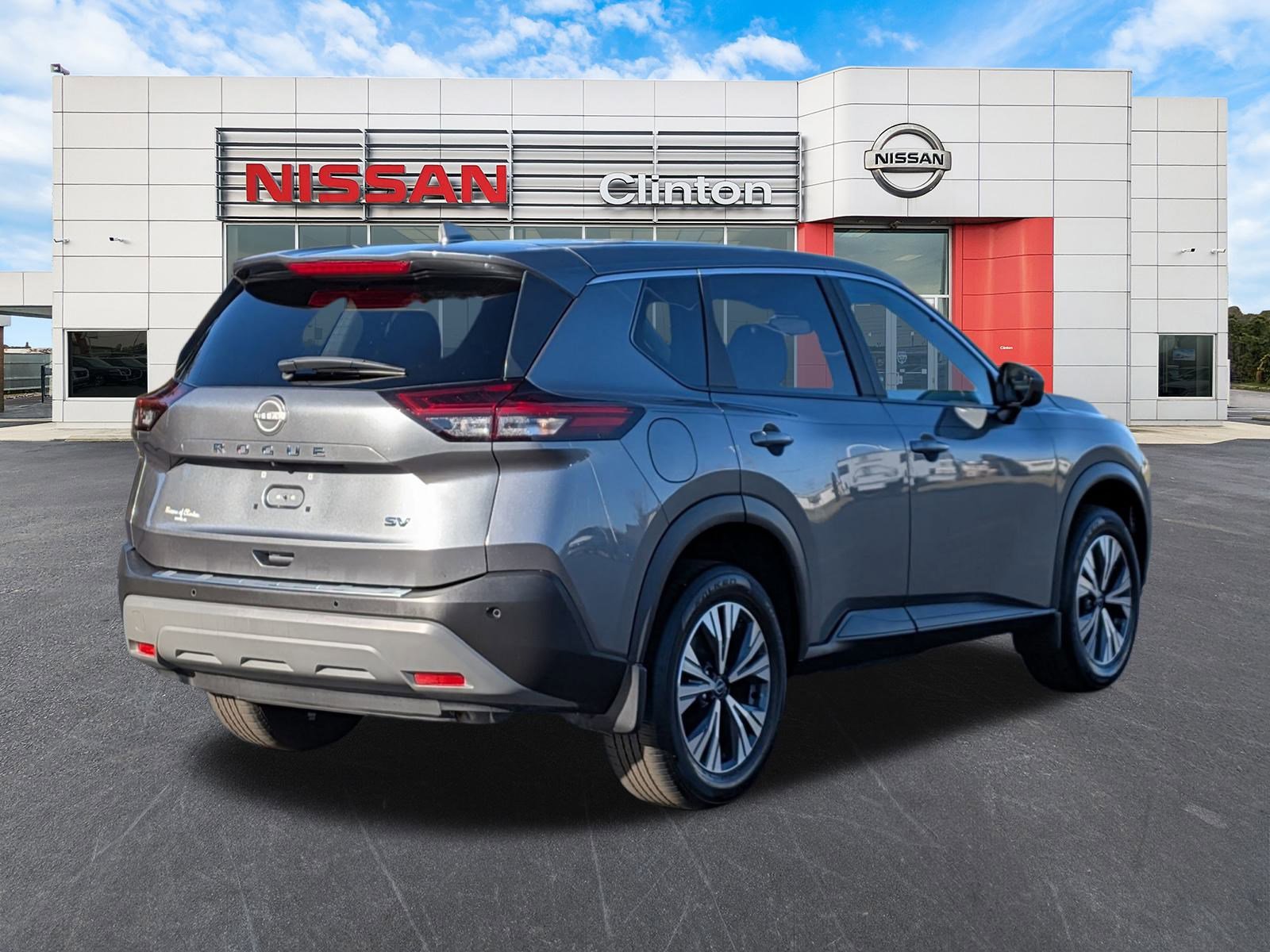 2023 Nissan Rogue SV photo 2