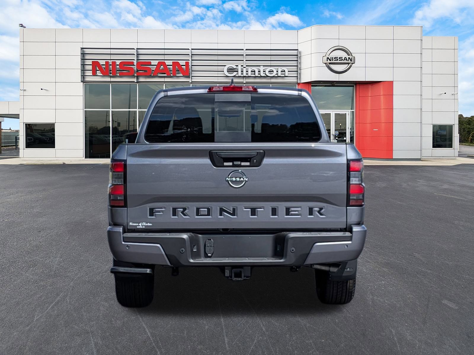 2026 Nissan Frontier SV photo 4