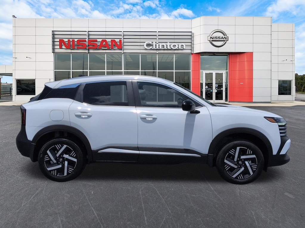 New 2026 Nissan Kicks SV SUV
