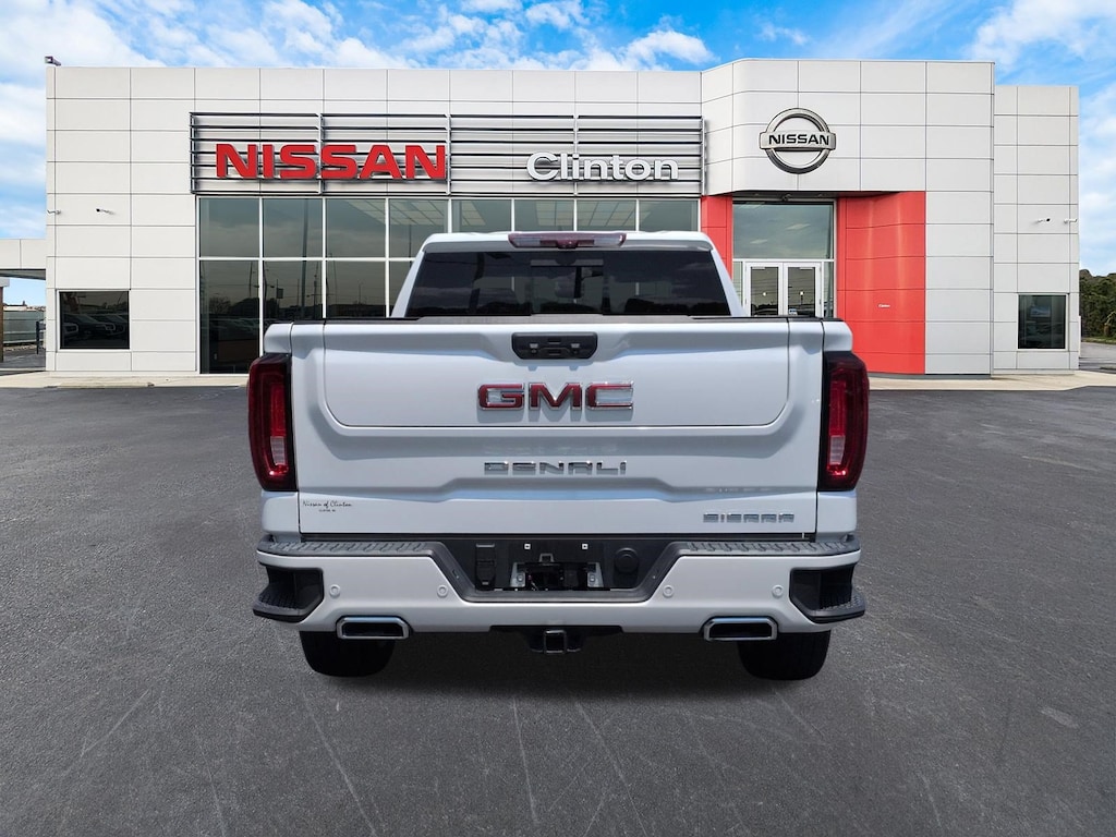 Used 2022 GMC Sierra 1500 Denali Truck Crew Cab