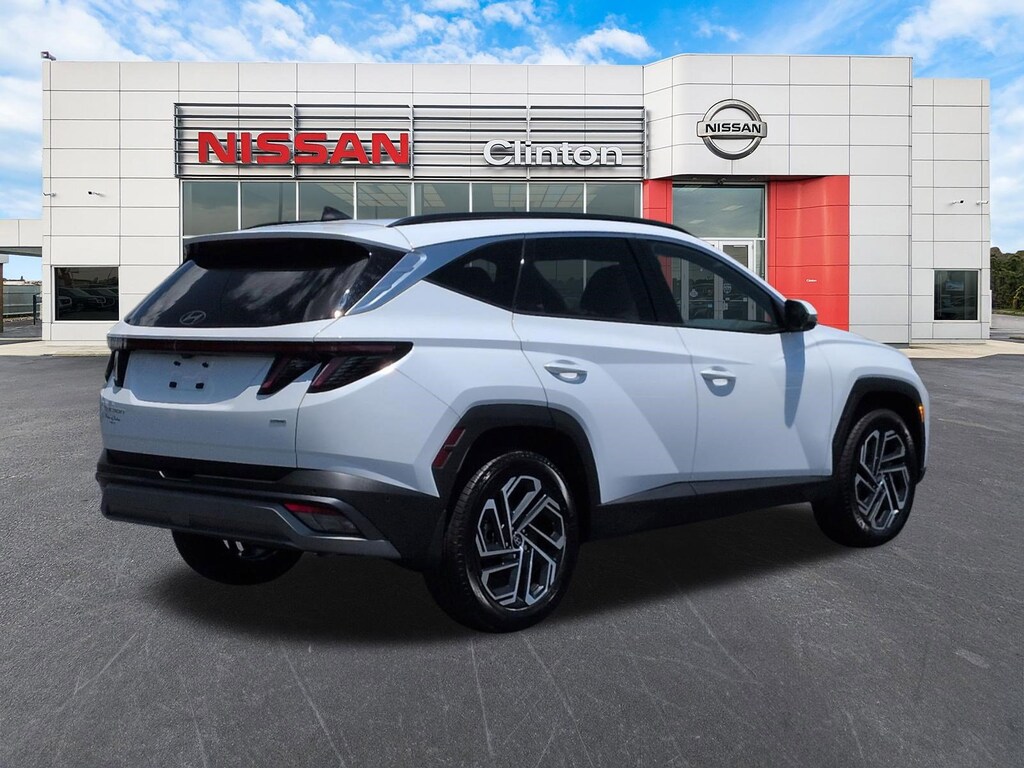 Used 2025 Hyundai Tucson Limited SUV