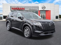 2026 Nissan Pathfinder SL SUV