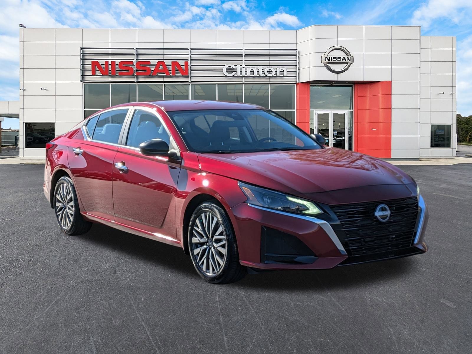2025 Nissan Altima SV's photo
