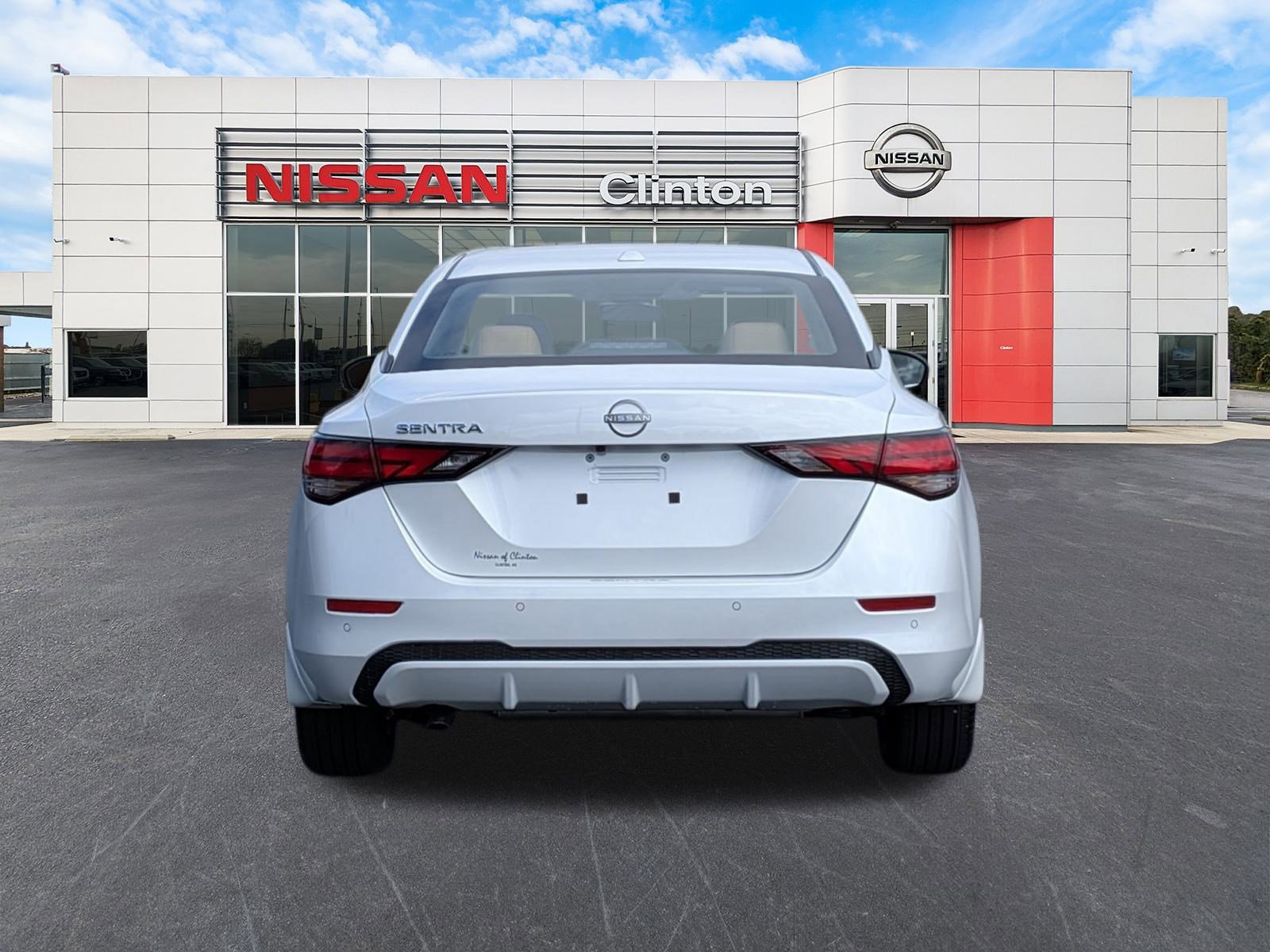 2025 Nissan Sentra SV photo 3