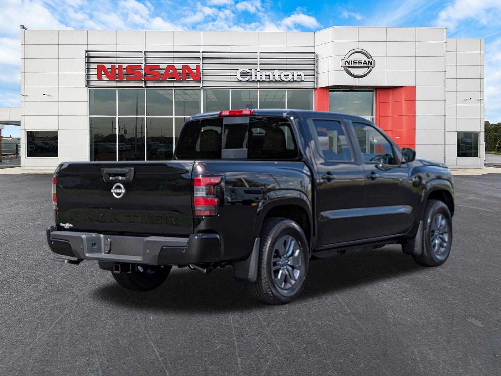 2026 Nissan Frontier SV photo 3