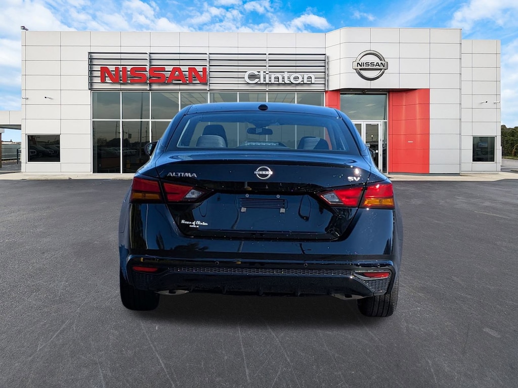 Certified 2024 Nissan Altima 2.5 SV Sedan
