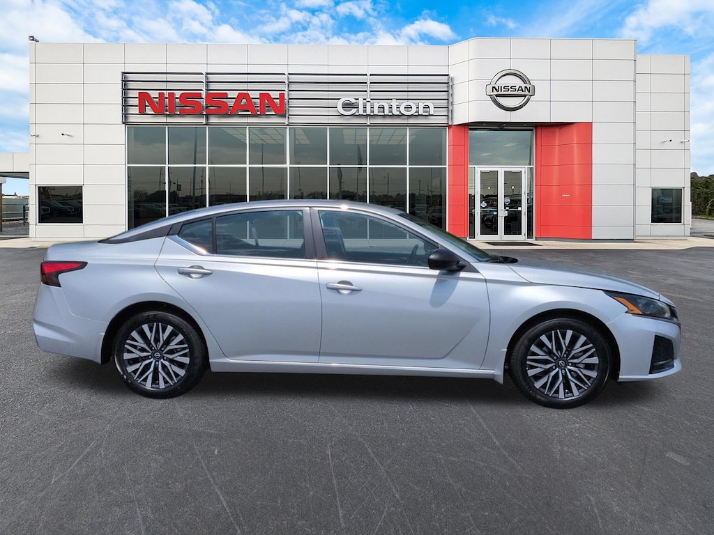 New 2026 Nissan Altima SV Sedan