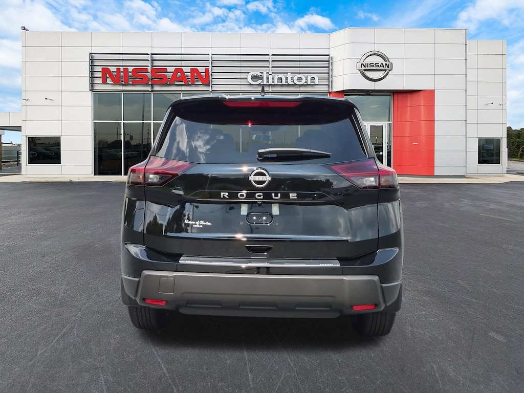 New 2026 Nissan Rogue SV SUV