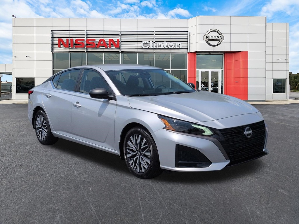 New 2026 Nissan Altima SV Sedan