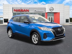 2025 Nissan Kicks Play S SUV