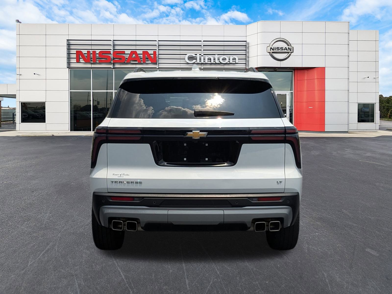 2024 Chevrolet Traverse photo 4