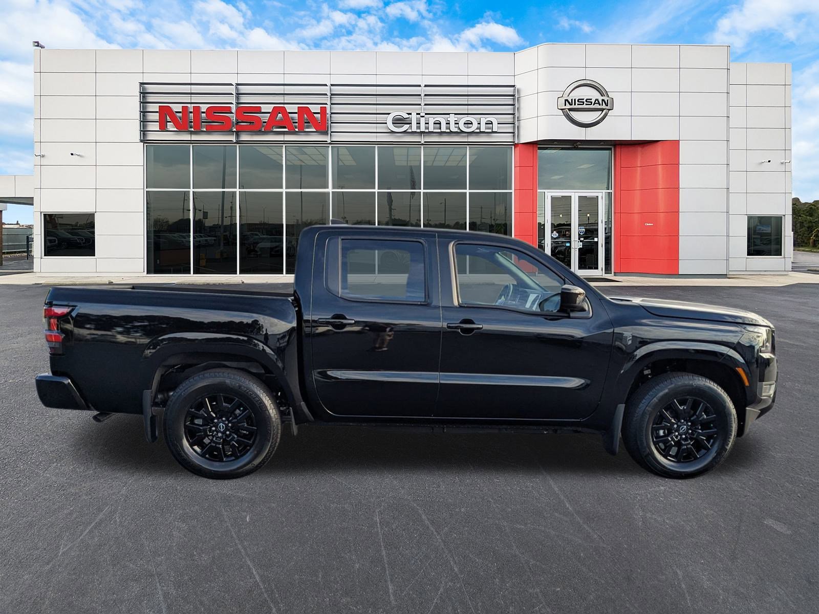 2026 Nissan Frontier SV photo 2