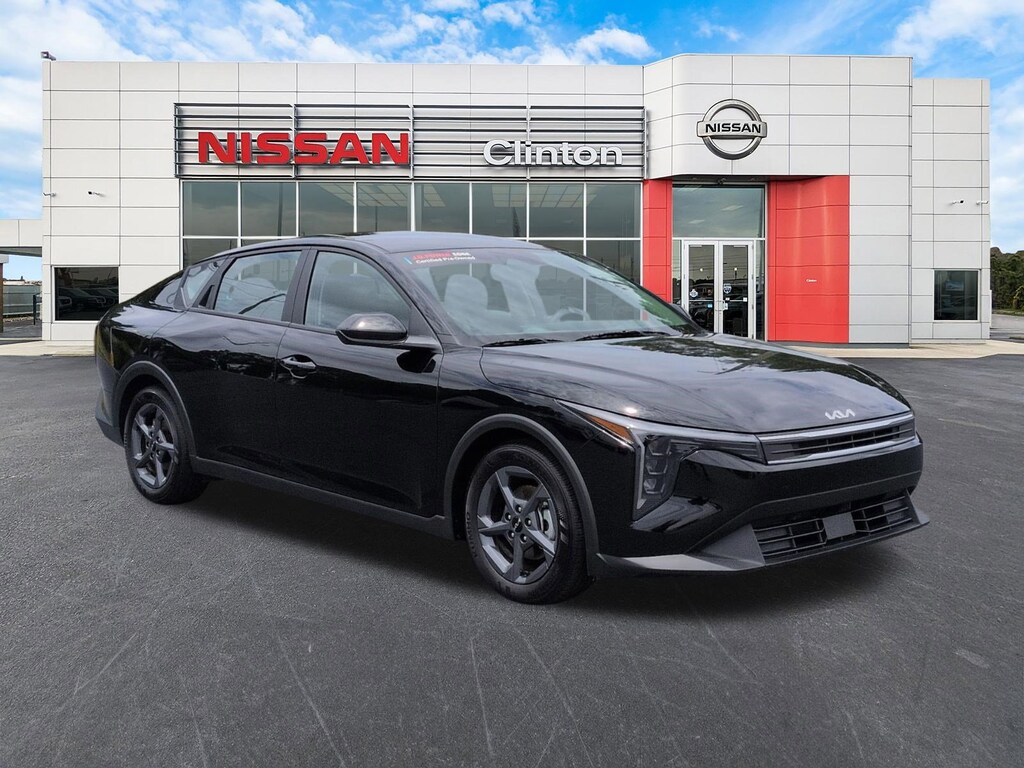Used 2025 Kia K4 LXS Sedan