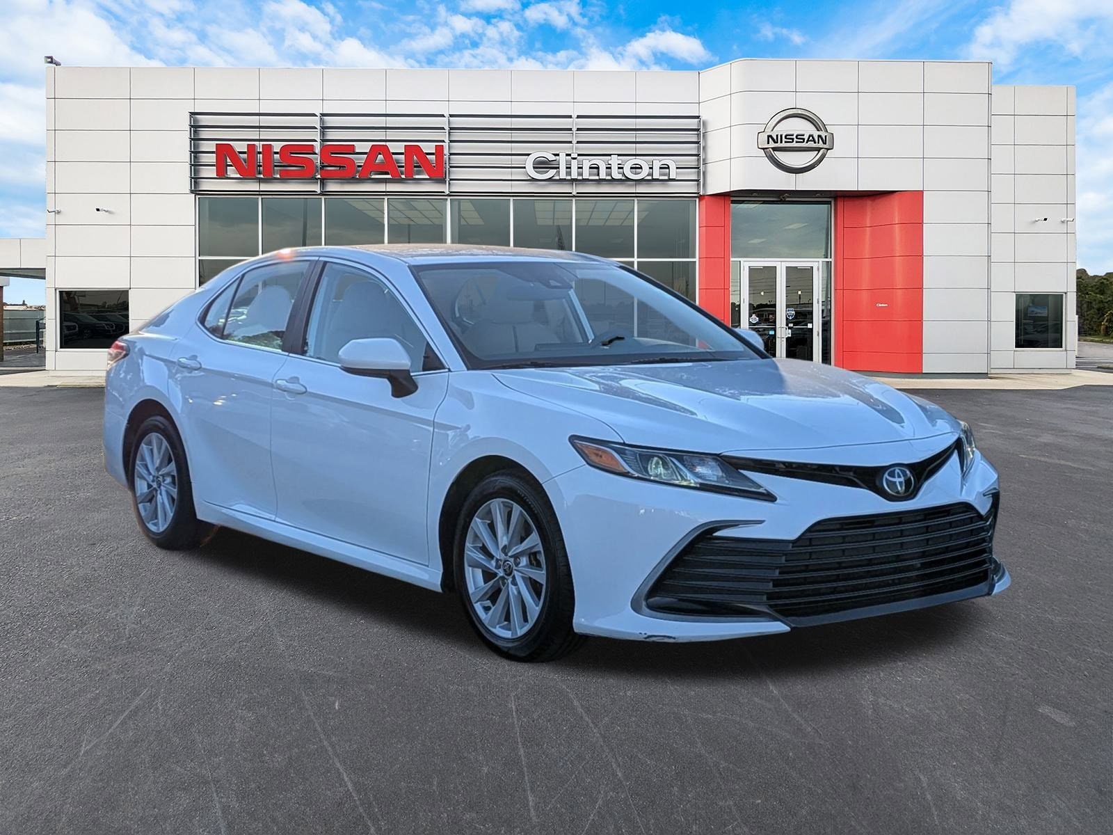 2022 Toyota Camry LE