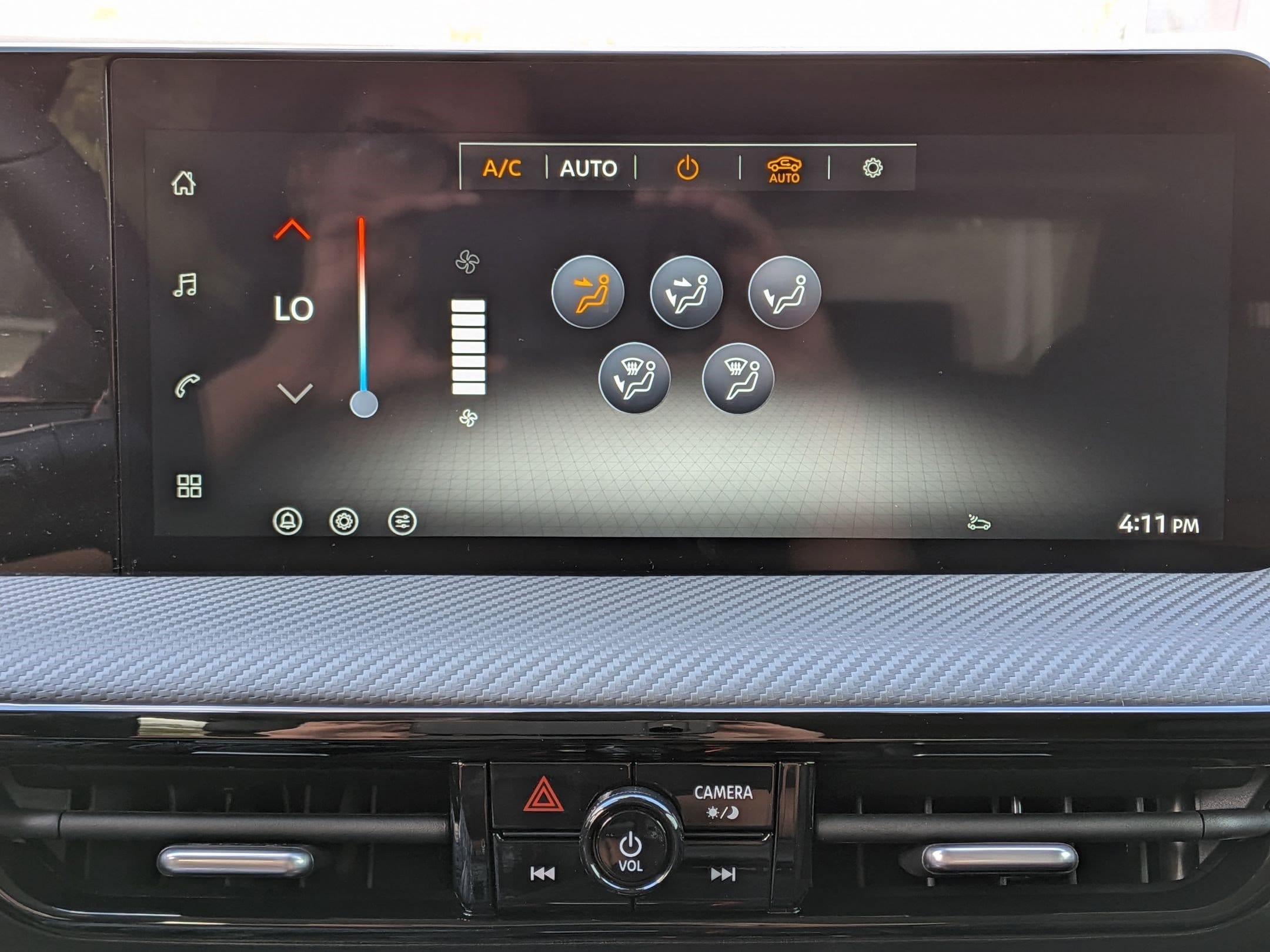 2026 Nissan KICKS SR - Photo 20