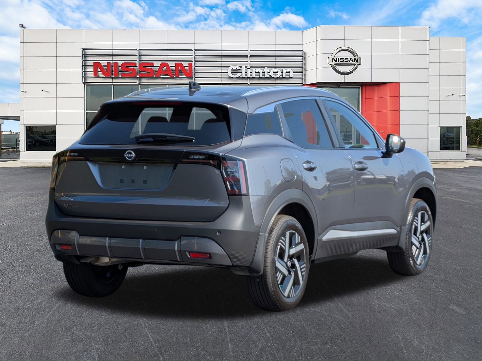 2026 Nissan Kicks SV photo 2