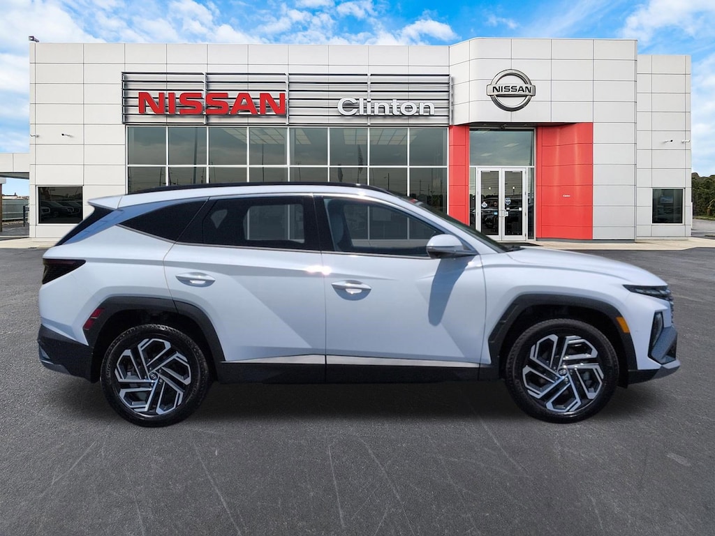 Used 2025 Hyundai Tucson Limited SUV
