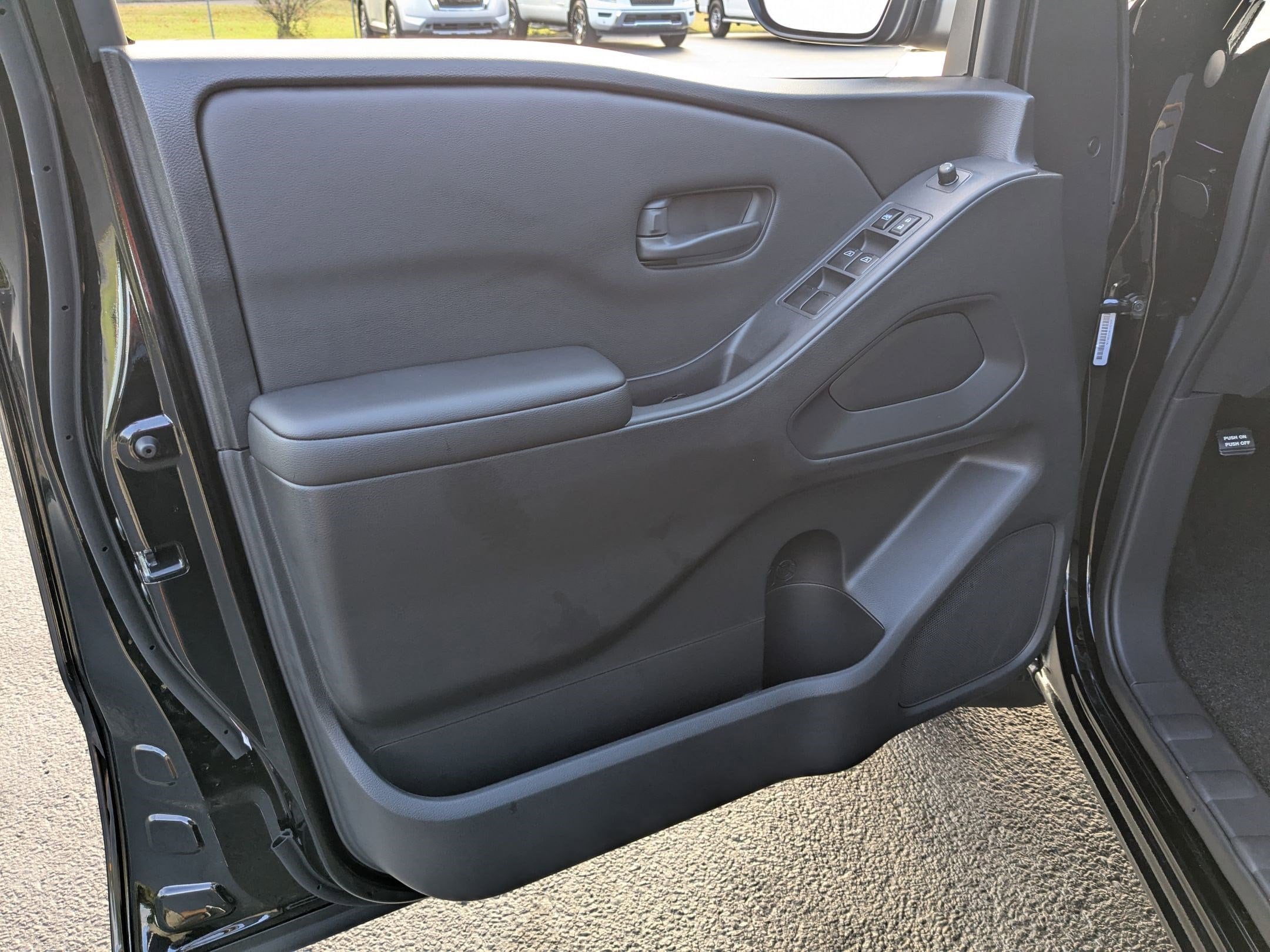 2026 Nissan Frontier SV - Photo 10