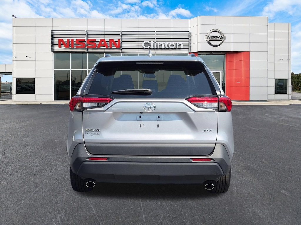 Used 2024 Toyota RAV4 XLE SUV