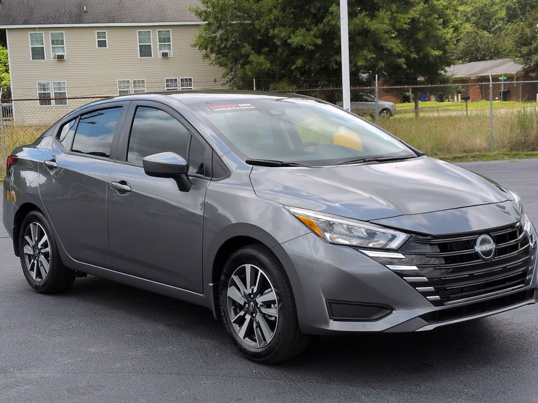 2025 Nissan Versa 1.6 SV CVT's photo
