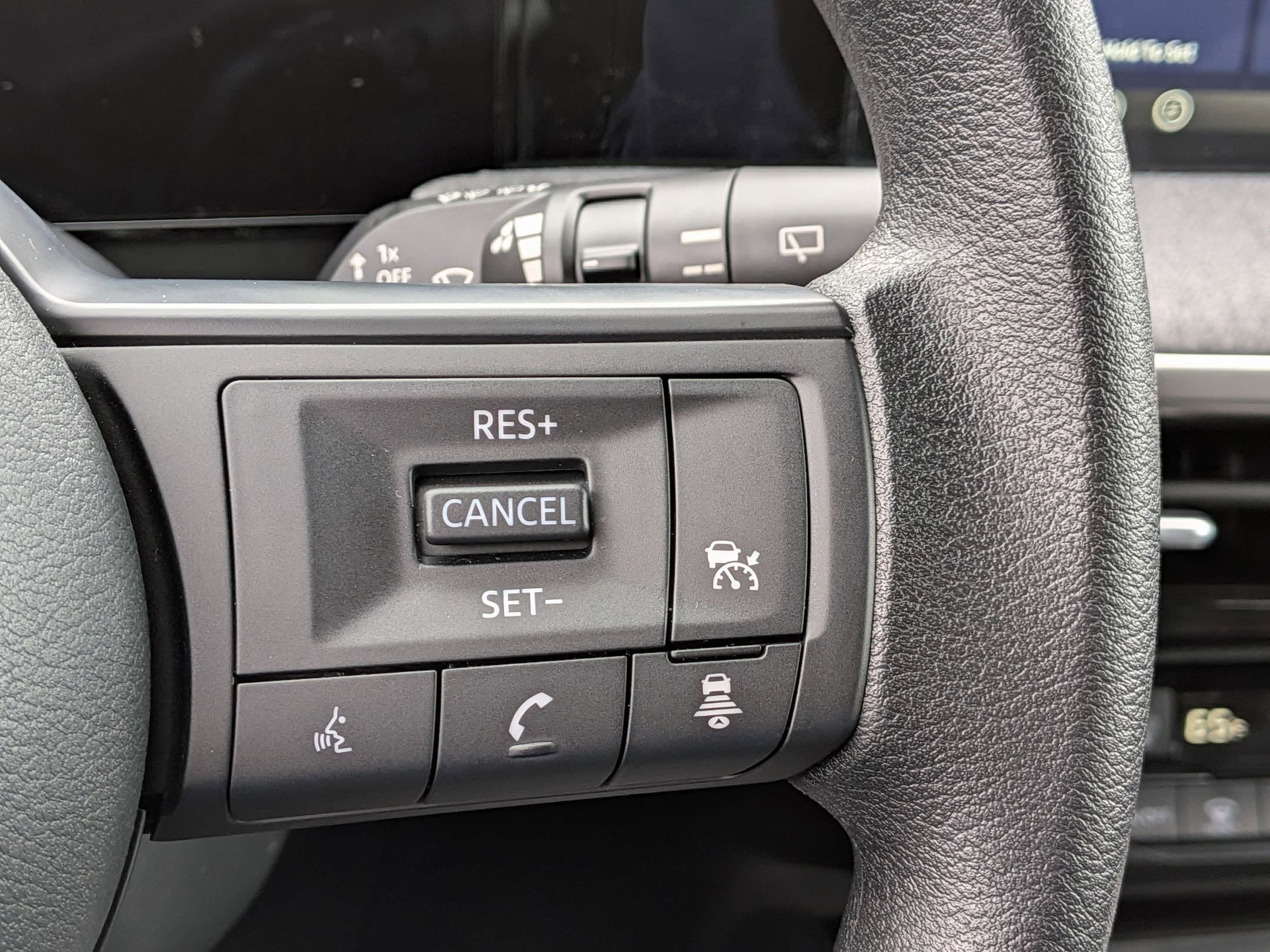 2026 Nissan KICKS SV - Photo 17