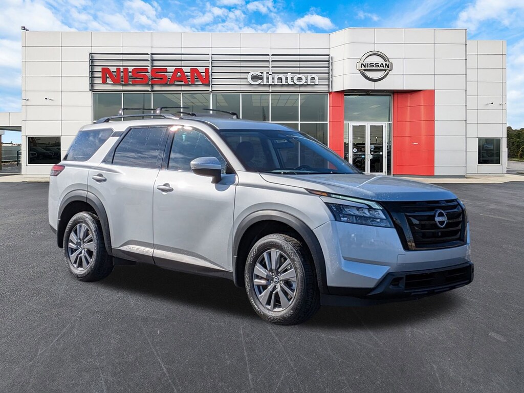 New 2025 Nissan Pathfinder SV SUV