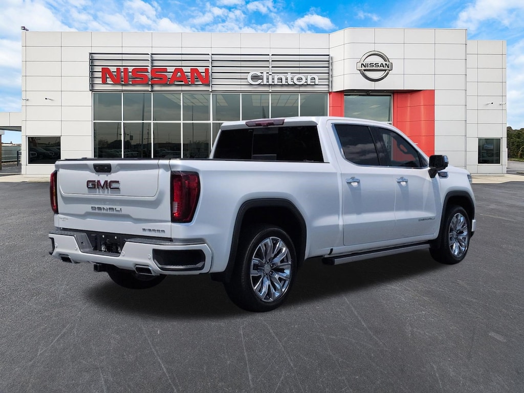 Used 2022 GMC Sierra 1500 Denali Truck Crew Cab
