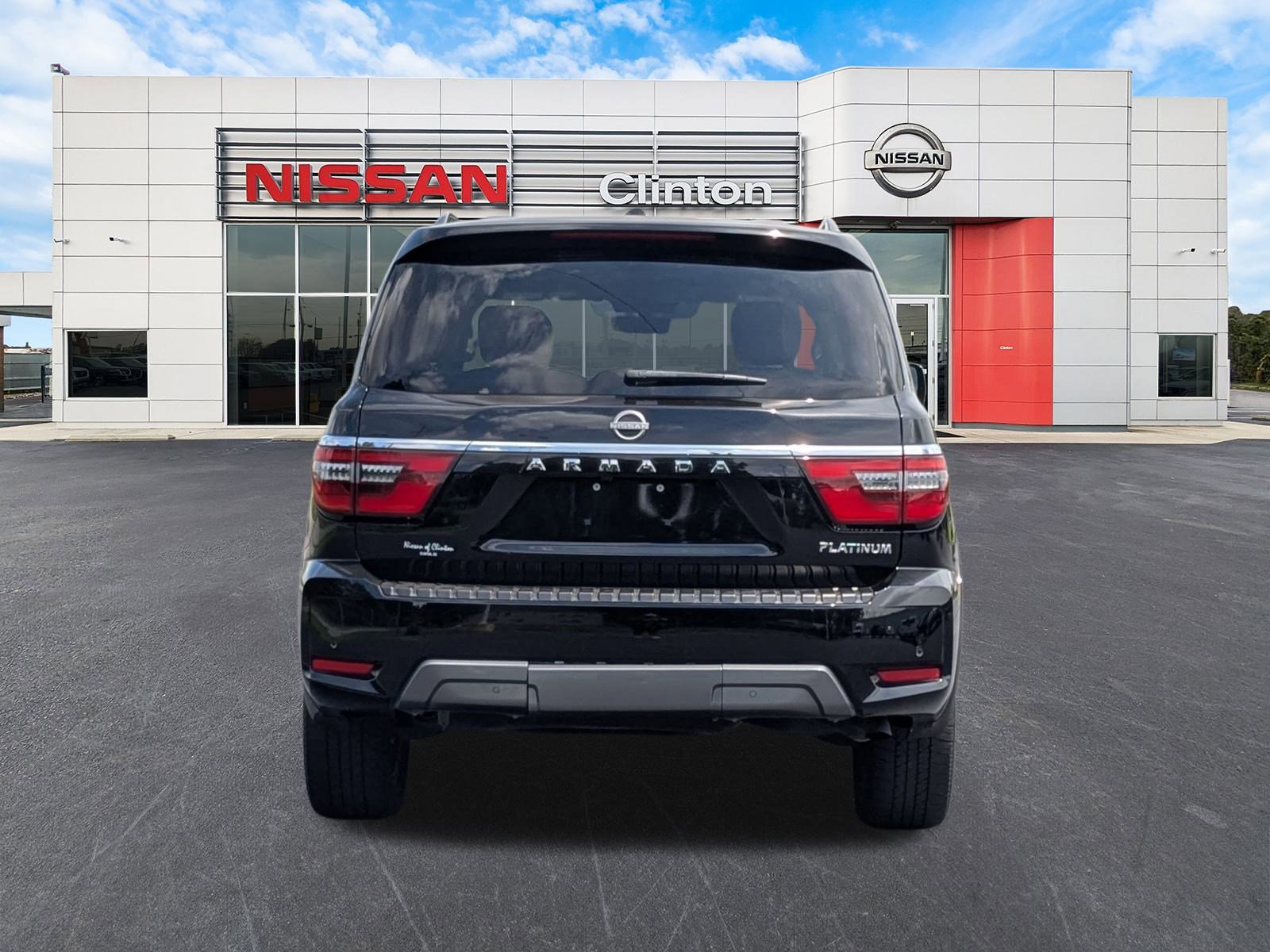 2024 Nissan Armada Platinum photo 3