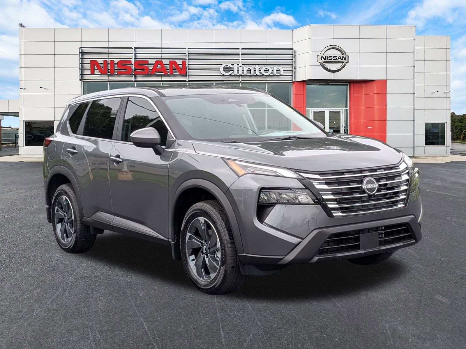 2026 Nissan Rogue SV's photo