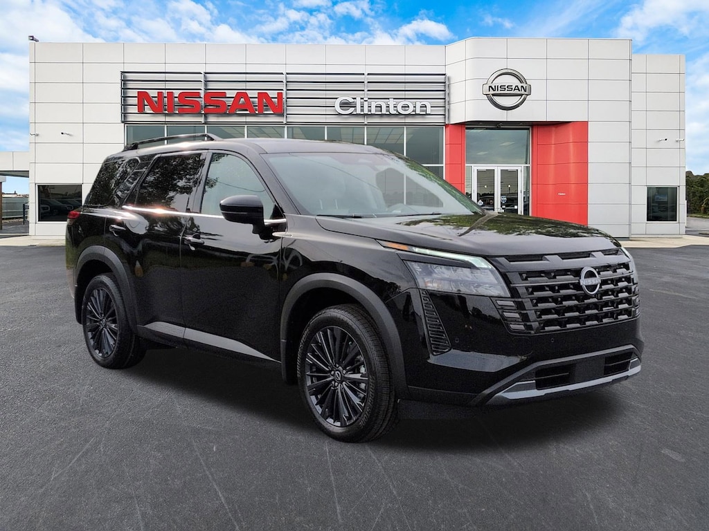 New 2026 Nissan Pathfinder SL SUV