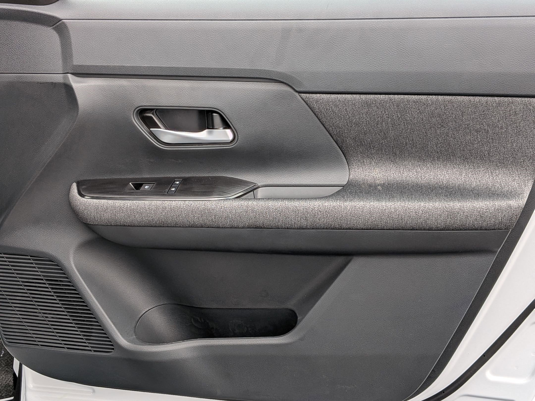 2026 Nissan KICKS SV - Photo 29